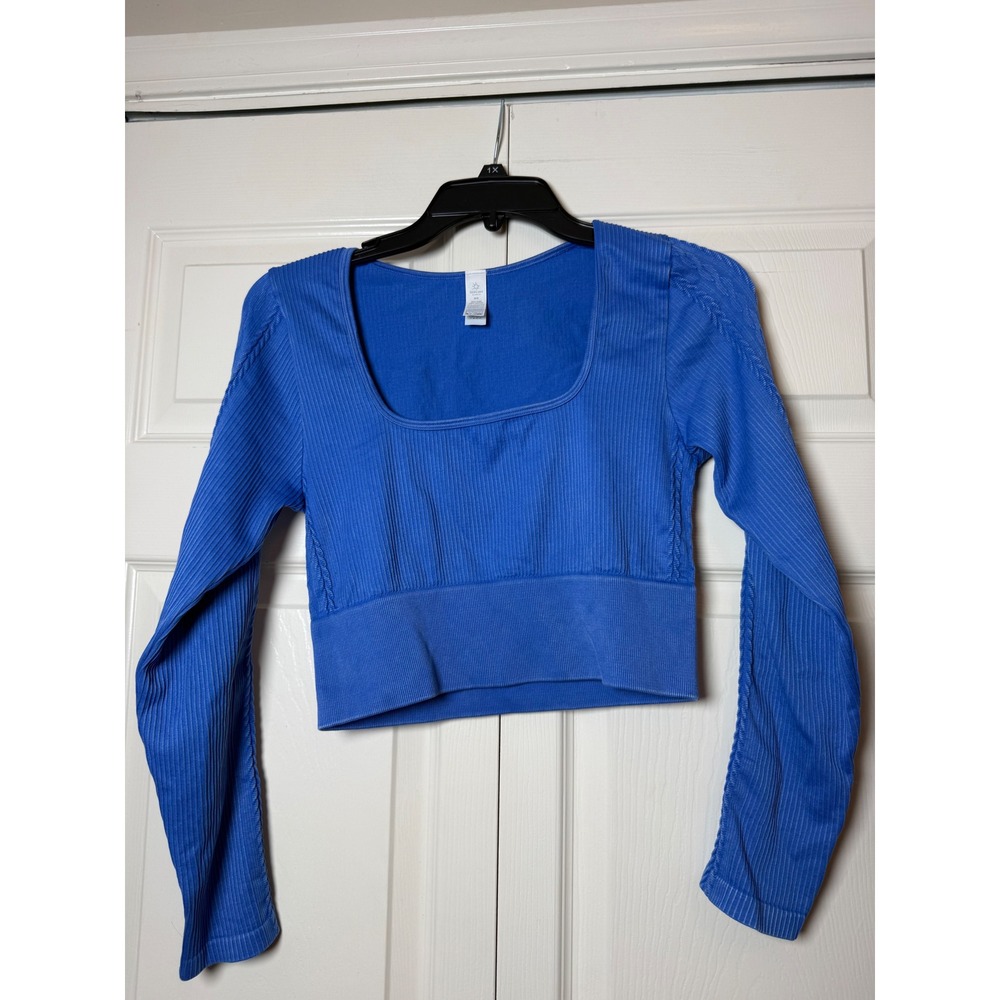 OFFLINE By Aerie Blue Cropped Seamless Cable Square‎ Neck T-Shirt
